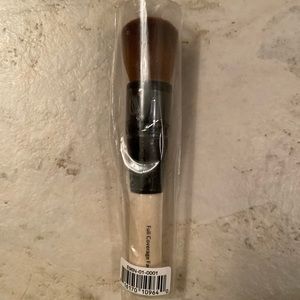 Bobbi Brown Full Coverage Face Makeup Brush